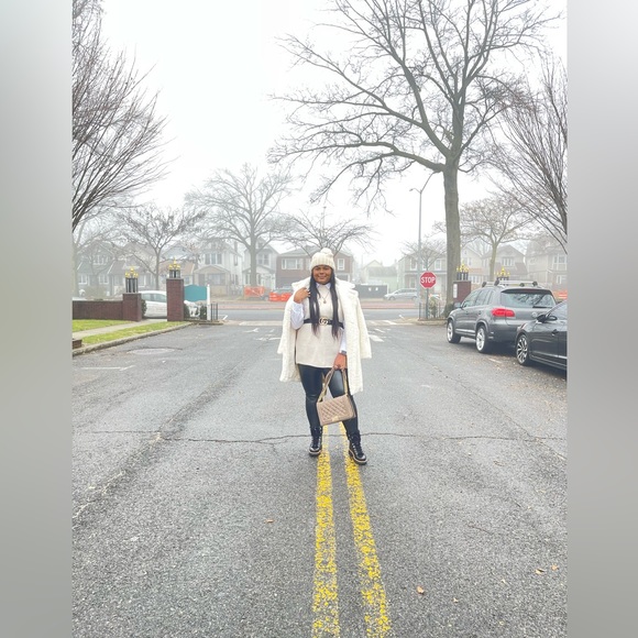 Welcome to our closet - Picture 10 of 11